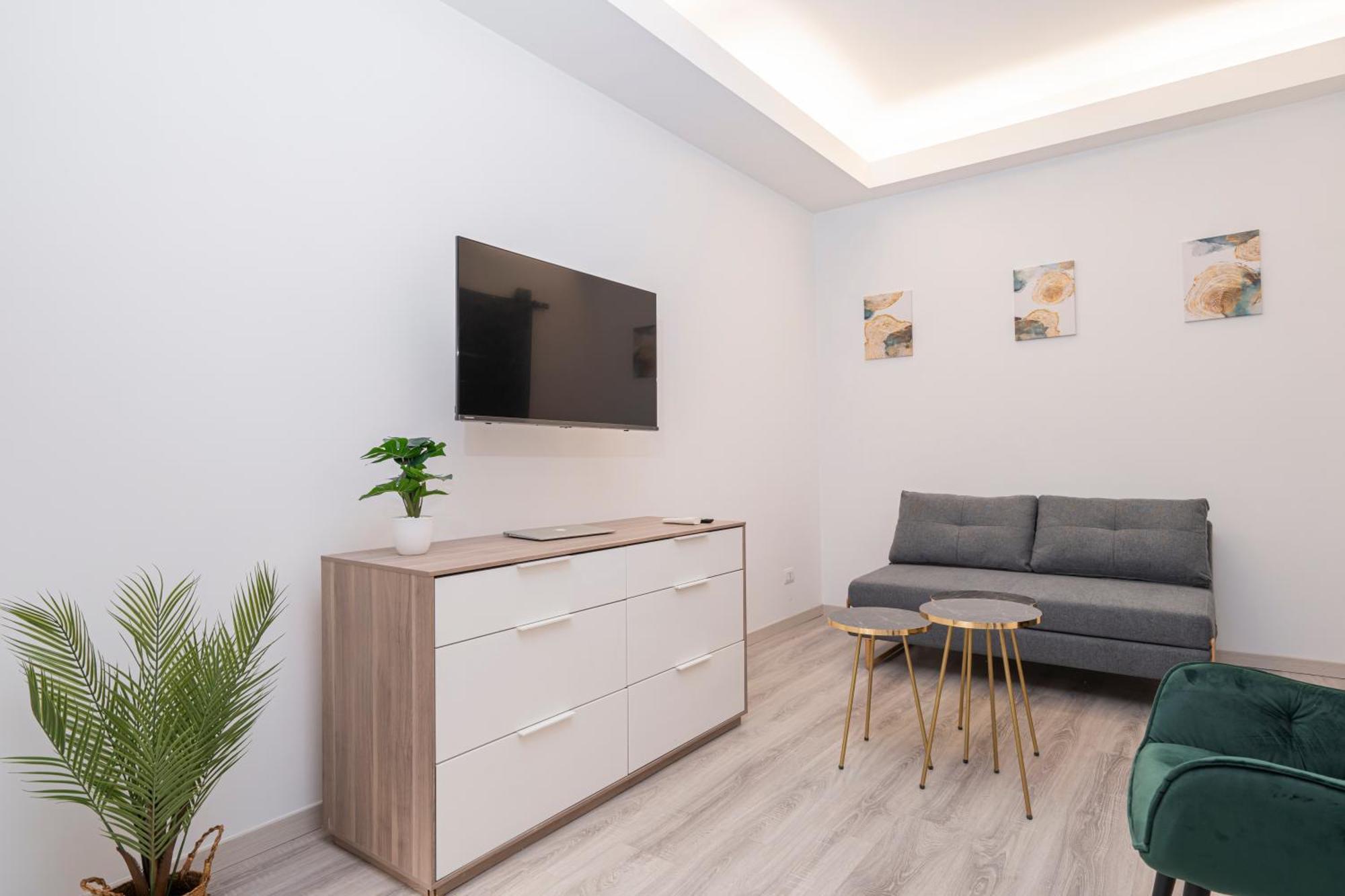Piazza Cavour 90 Appartement *